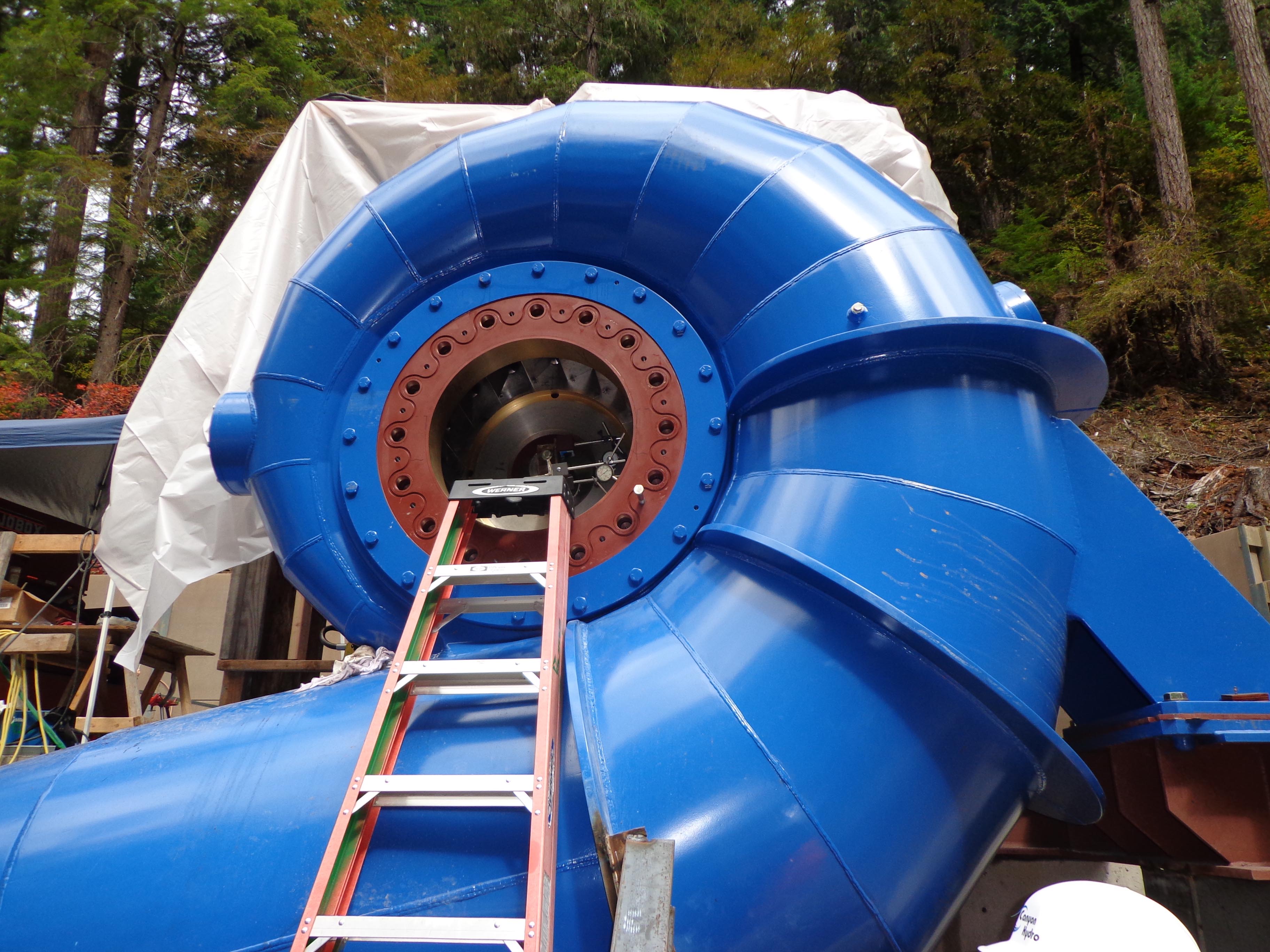 Canyon Francis turbine during the installation process.